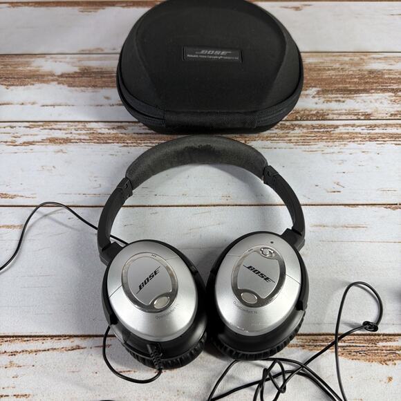 Bose QuietComfort 15 On-Ear Headphones Noise Cancelling Tested - Picture 1 of 7